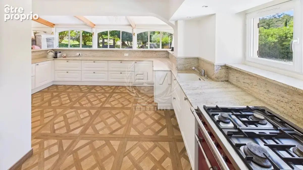 Maison Plan de la Tour - photo 11