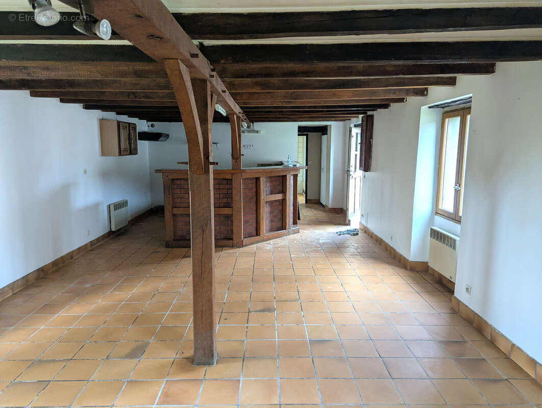 Maison à THEVET-SAINT-JULIEN