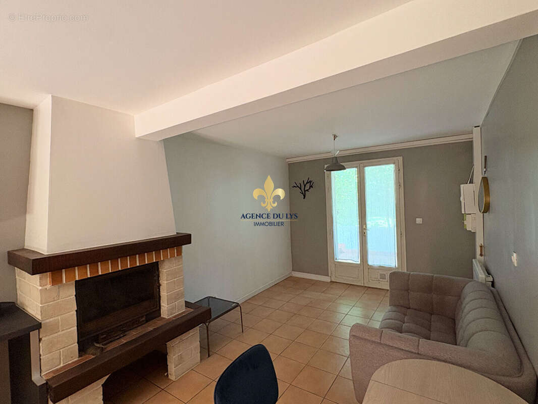 Appartement à GOUVIEUX