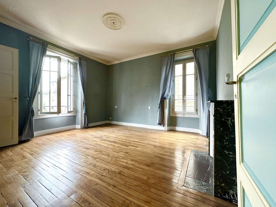 Appartement à BRIVE-LA-GAILLARDE