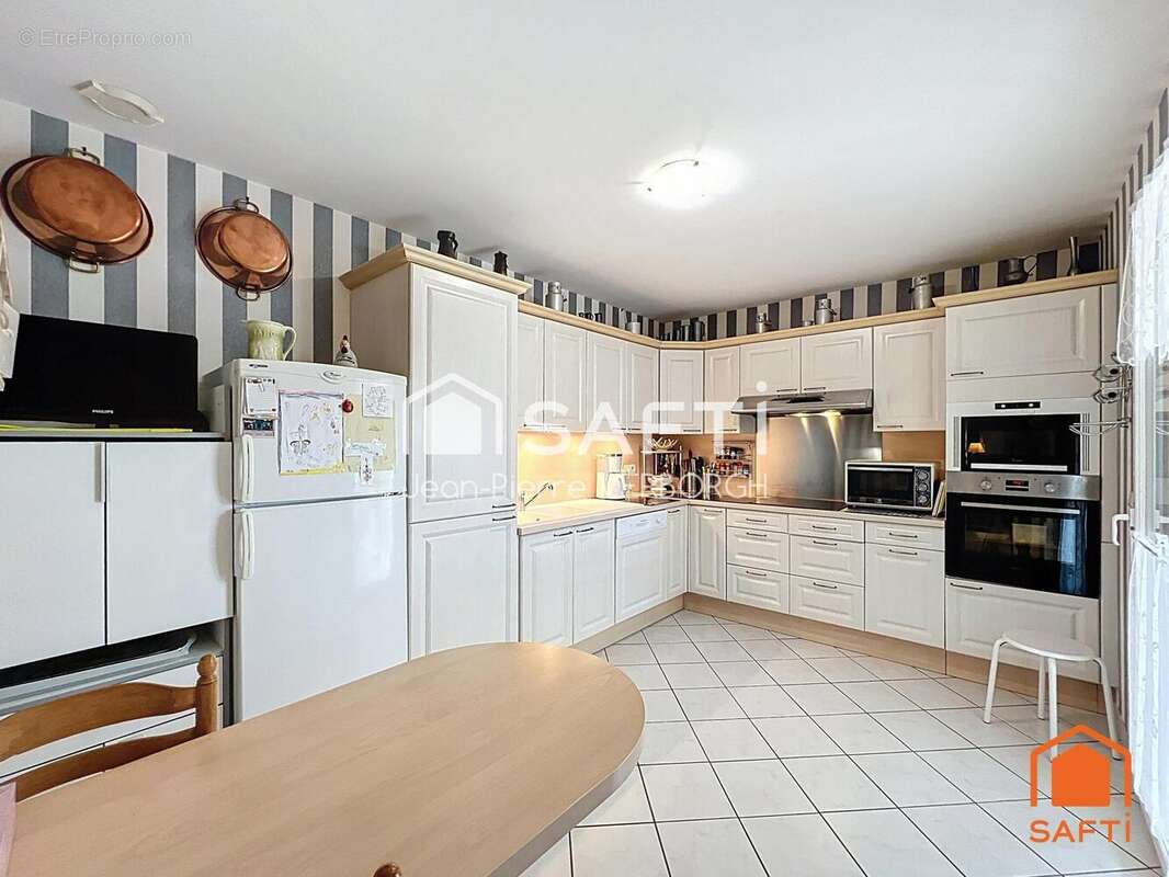 Photo 7 - Maison à REGUSSE