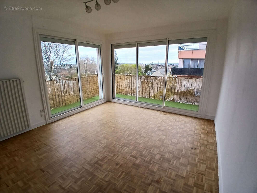 Appartement à LAVAL