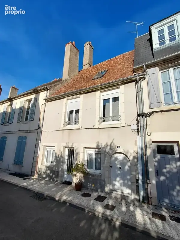 Photo Appartement à La Charite-Sur-Loire au prix de 181 200€
