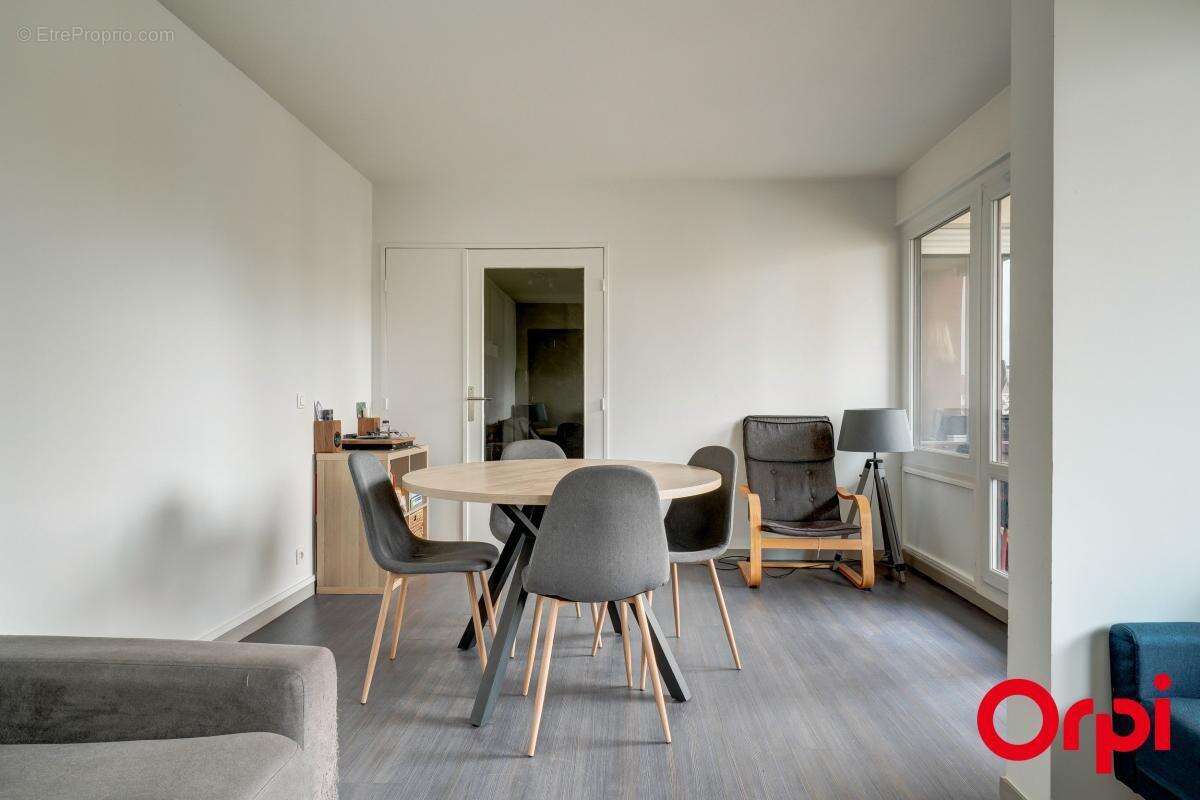 Appartement à VILLEURBANNE