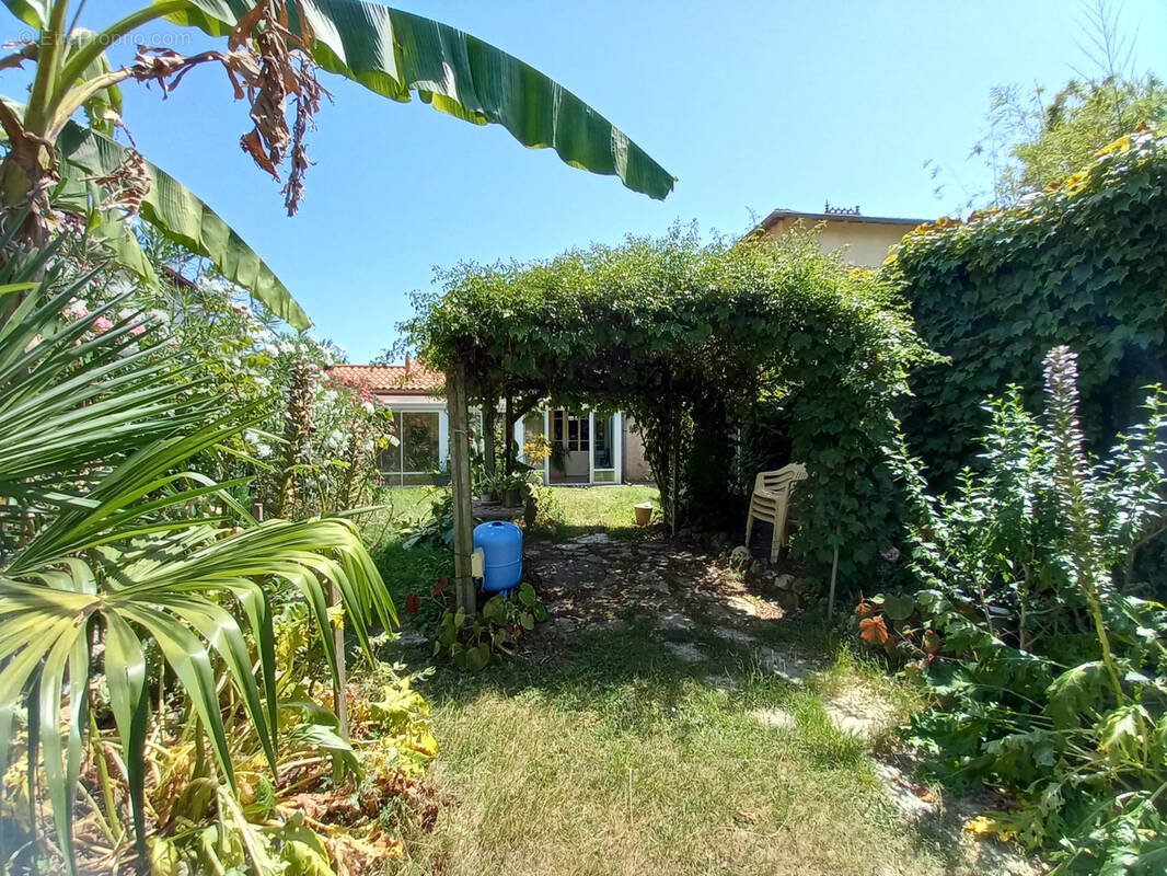 Maison à L&#039;ISLE-JOURDAIN