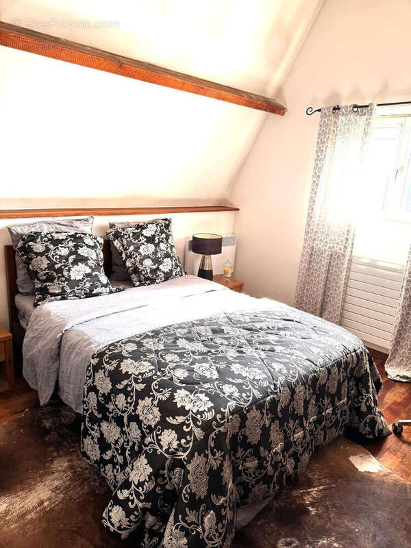 Maison à FEUCHEROLLES