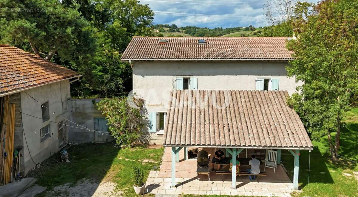 Vente Maison 5 pièces de 160m² - 38540 Saint-Just-Chaleyssin - photo 4