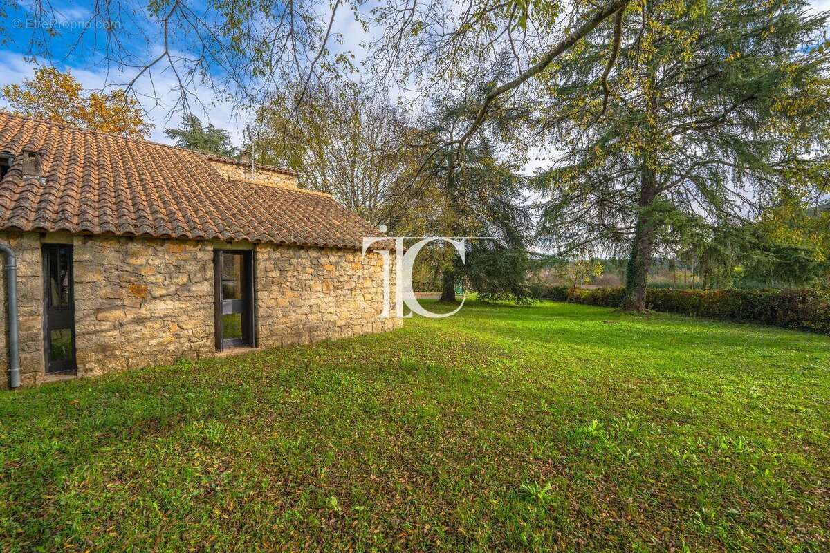 Appartement à CHAMBONAS