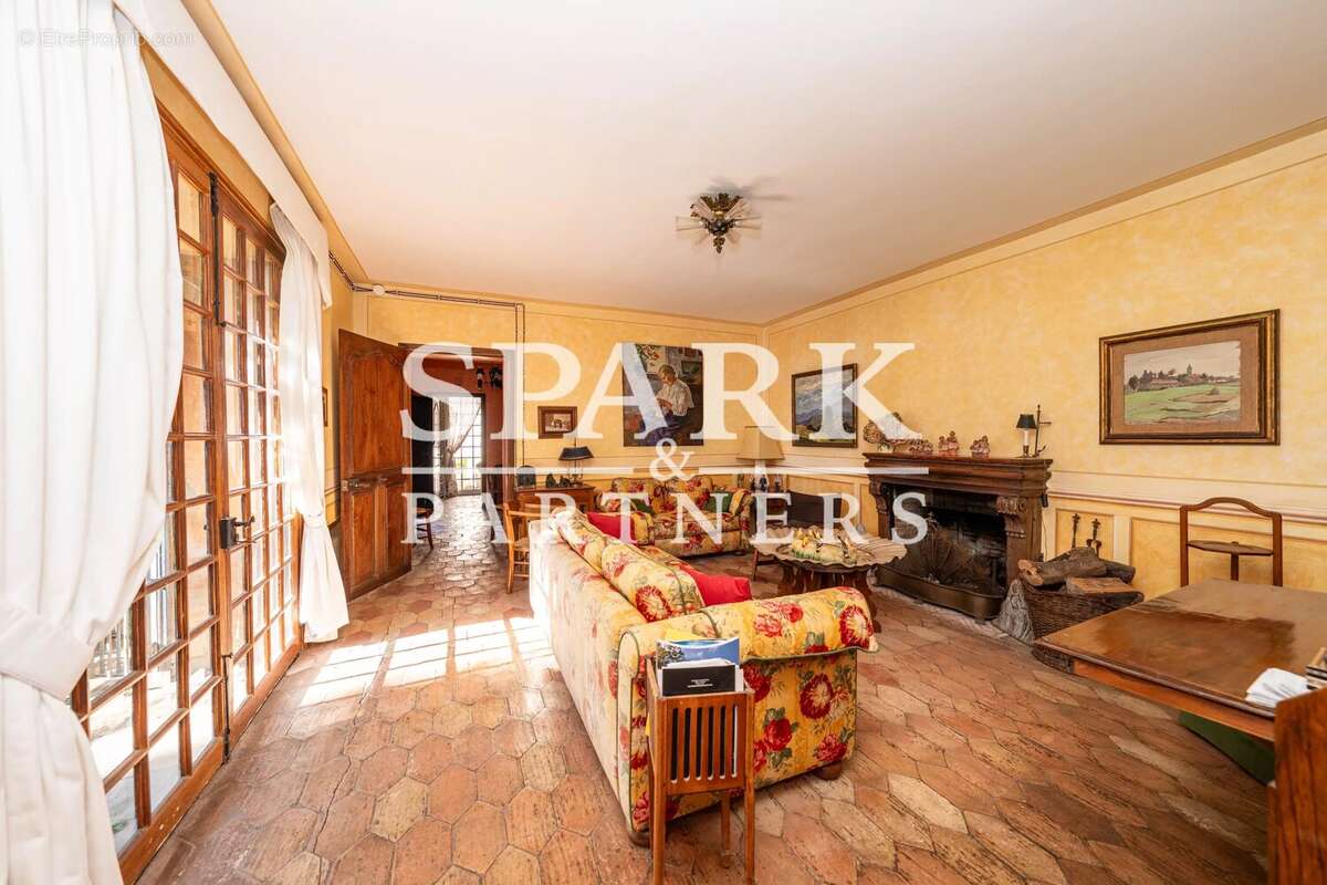 Maison à ROQUEBRUNE-CAP-MARTIN