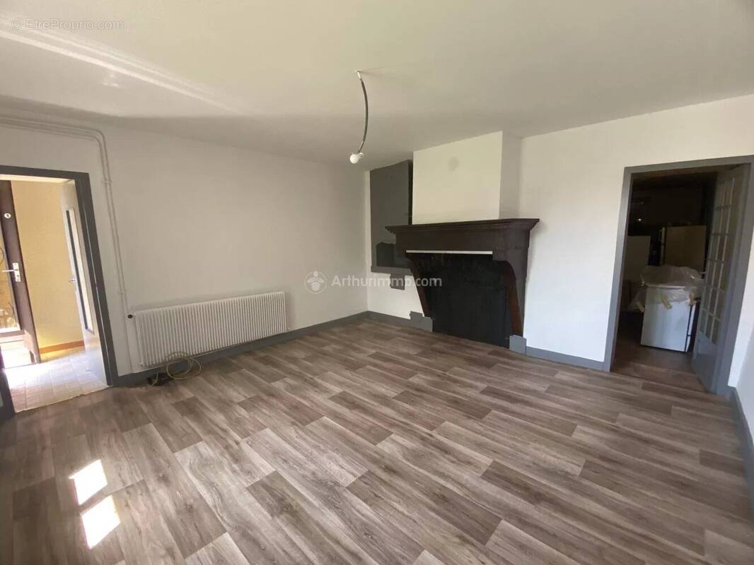 Maison  de village de plain pied - photo 2