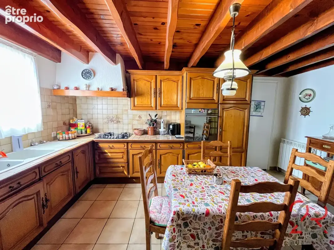 Charmante maison de plain-pied 4 chambres et un bureau - photo 3