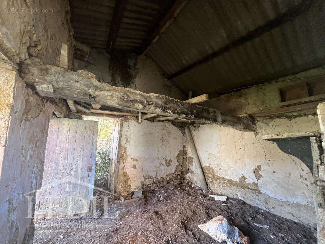 Maison à VALENCE-SUR-BAISE