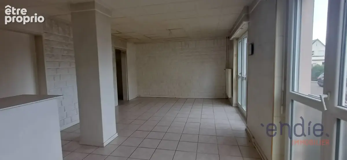 Appartement F4 de 73,86 m² - photo 2