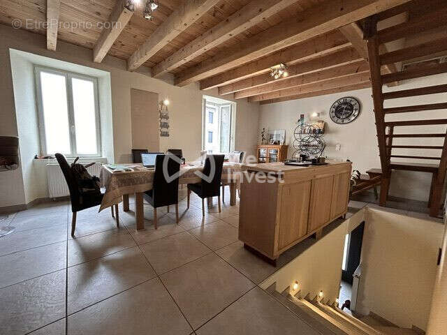 Maison 300 m² à Lacaune  - photo 3