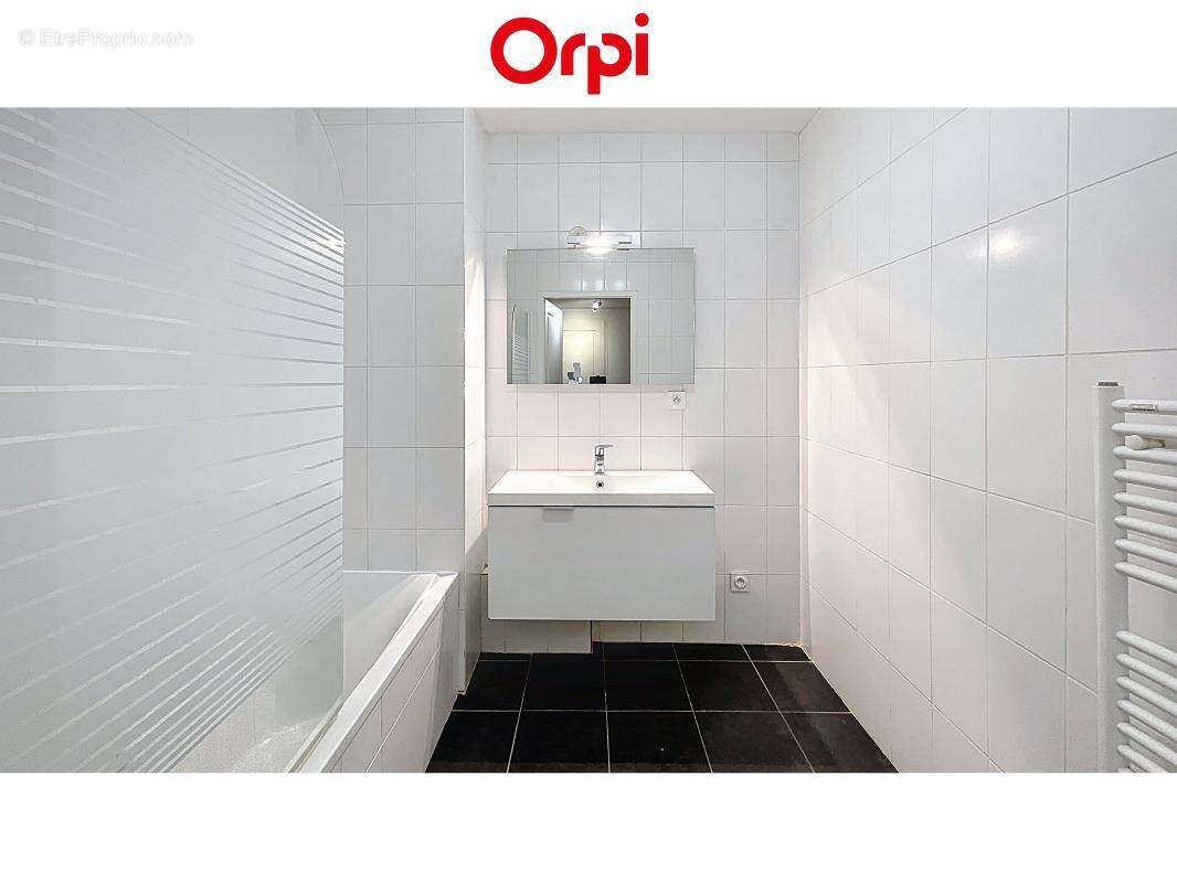 Appartement à VETRAZ-MONTHOUX