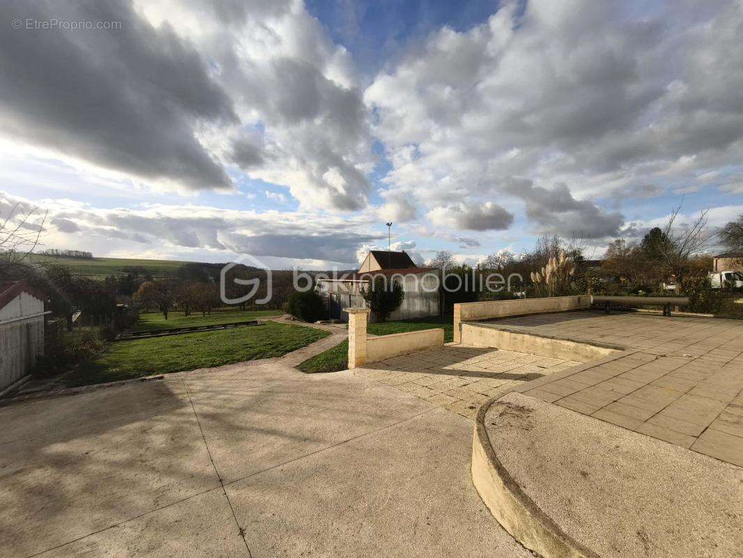 Maison à MONTMIRAIL