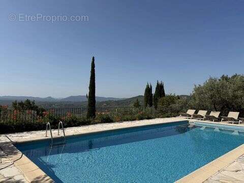Maison 202 m² à Seillans  - photo 3