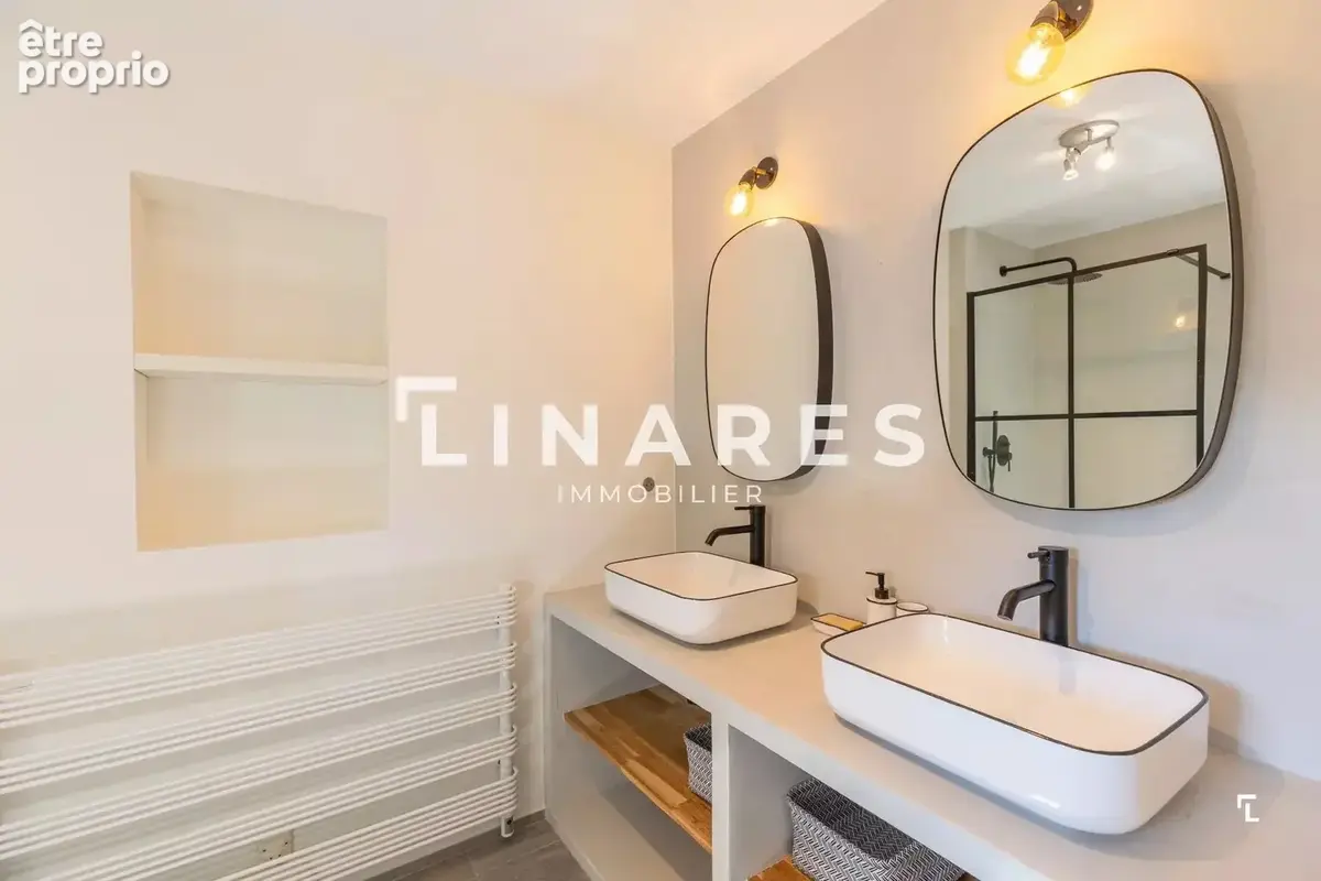 VILLA AZURA - Propriété T5 de 185m2 - Piscine - Terrain de boules - 83118 SAINT - RAPHAËL - photo 10