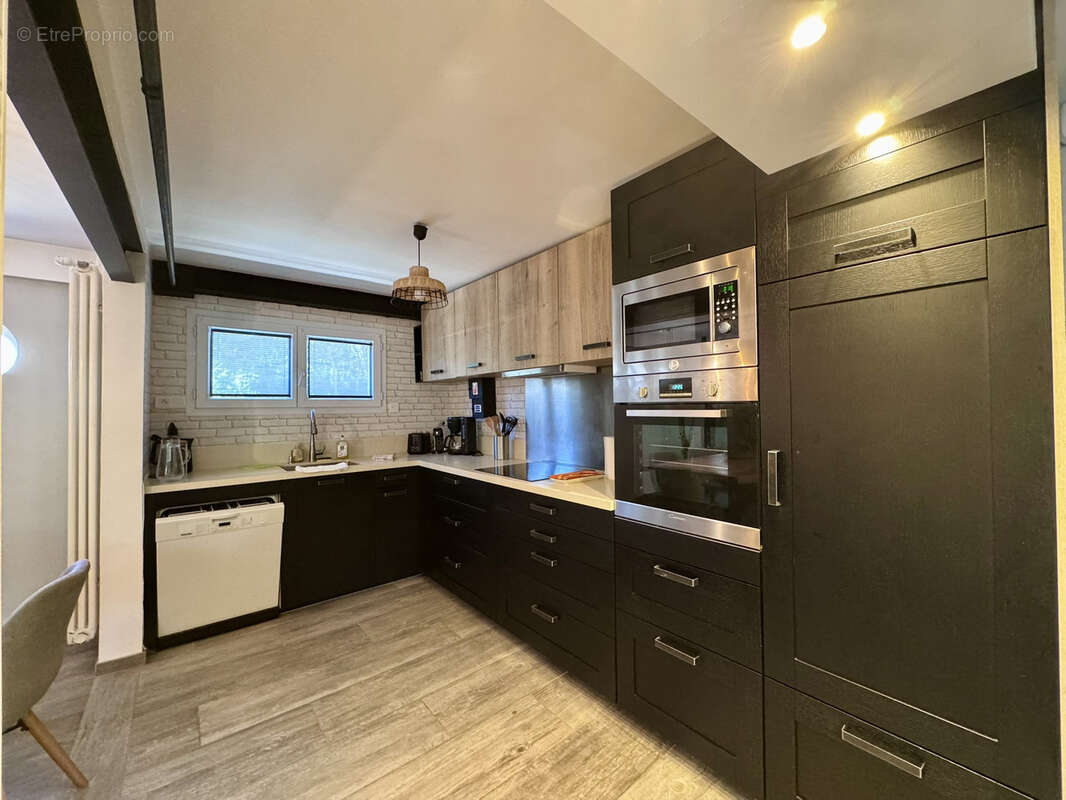 Maison à L&#039;ISLE-SUR-LA-SORGUE