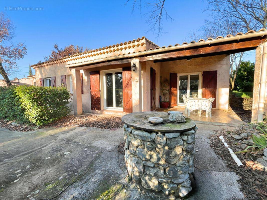 Maison à LORGUES