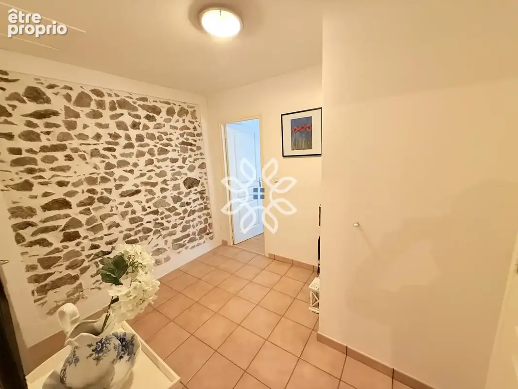 Maison familiale, piscine et dépendance - photo 9