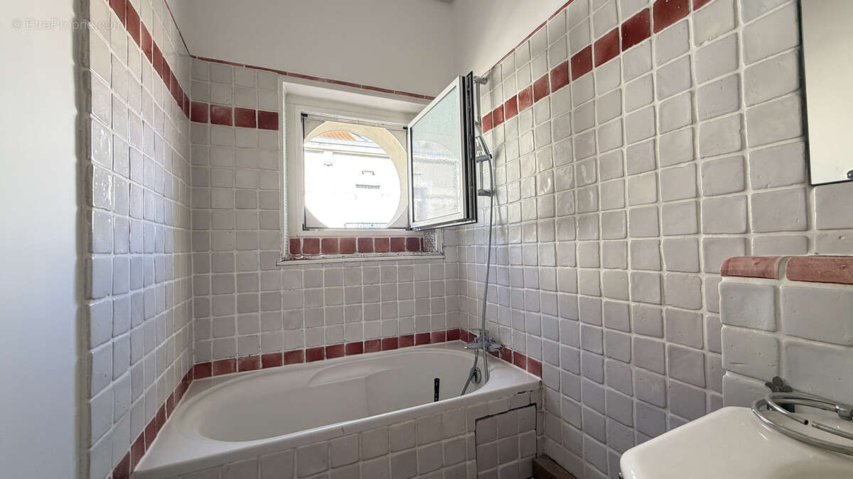 Appartement T4 lumineux centre-ville Clermont-Ferrand - photo 17
