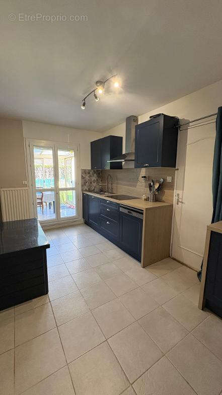 Maison à CIRES-LES-MELLO