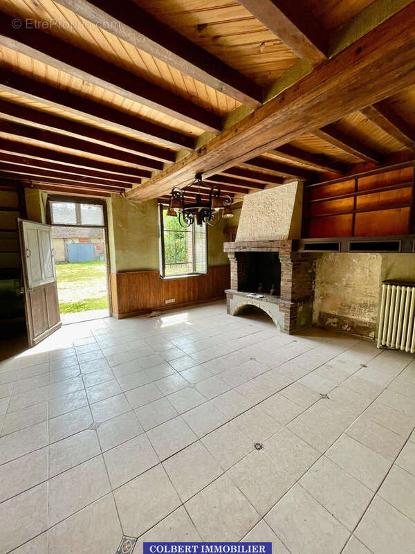 Maison à SAINT-MAURICE-SUR-AVEYRON