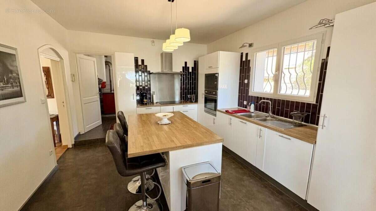 Maison à ROCHEFORT-DU-GARD