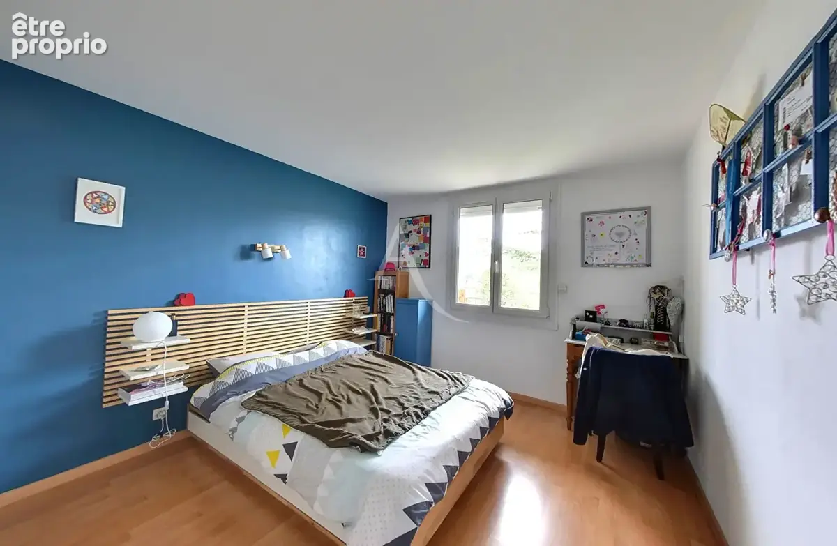 Appartement 74 m² à Gravigny  - photo 6