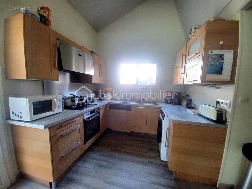 Maison à VILLENEUVE-SUR-BELLOT