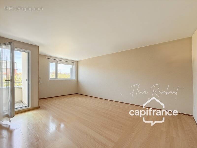 Appartement à ELANCOURT