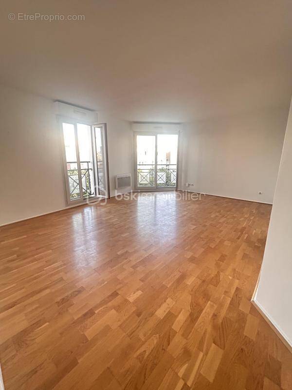 Appartement à BONDY