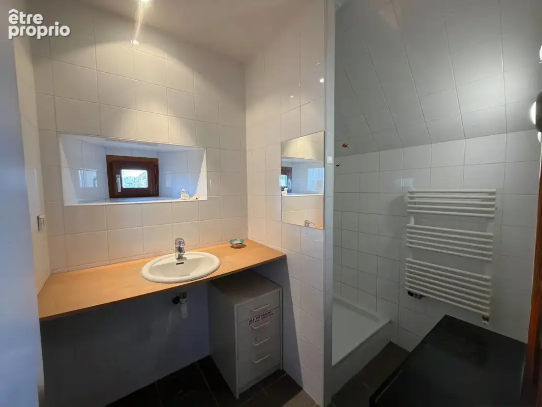 Propriété de Caractère 300m2 hab+ 175m2 bureaux - à vendre 12 pièces (74) -  proche de Annecy - photo 29