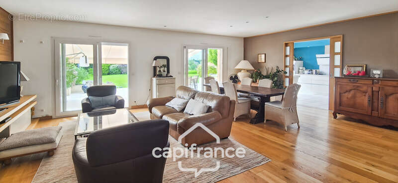 Maison à BELLERIVE-SUR-ALLIER