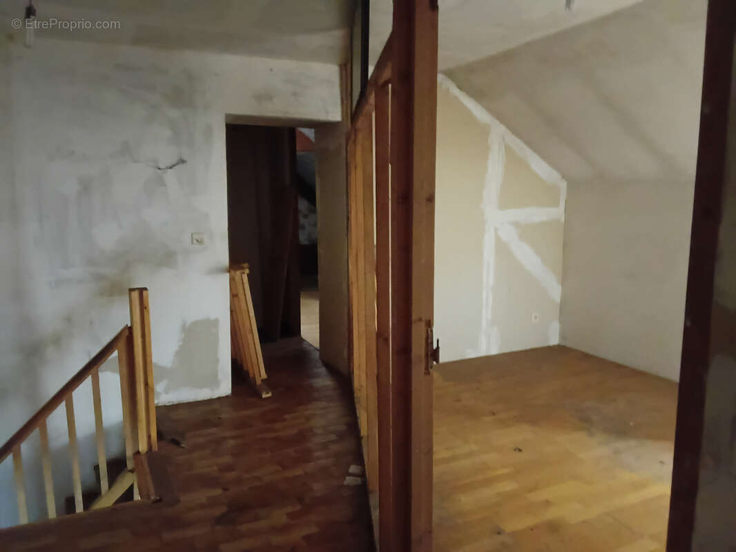 Maison à OUROUER-LES-BOURDELINS