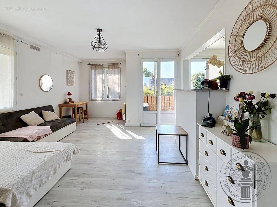 Appartement à DOURDAN