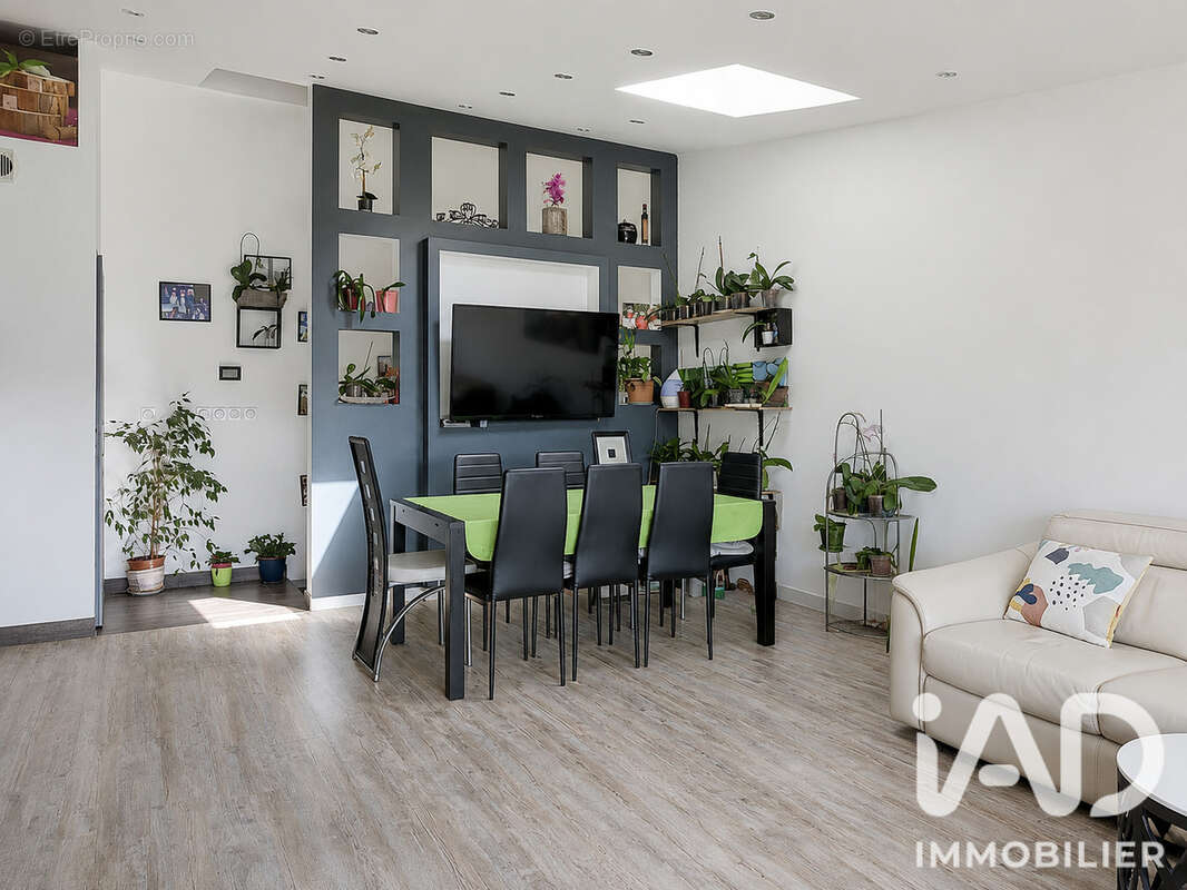 Maison 91 m² à Carnoules  - photo 2