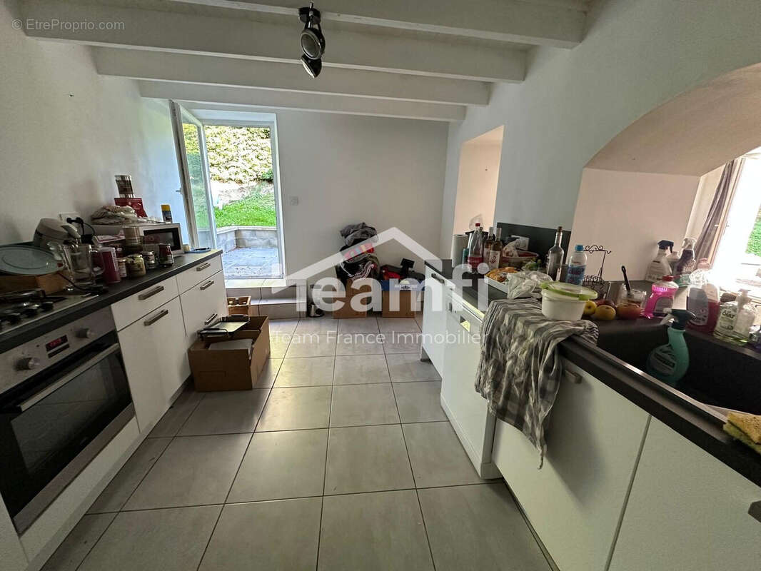 Maison à AUGEROLLES