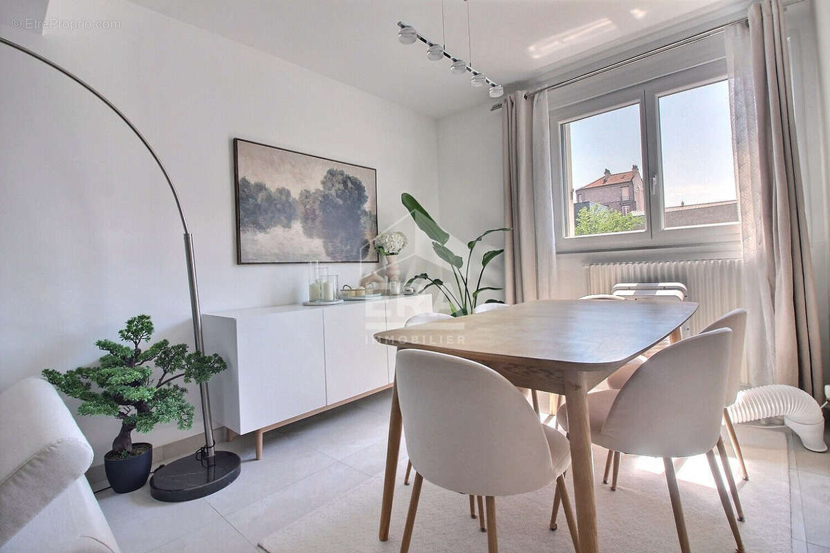 Appartement à SAINT-OUEN