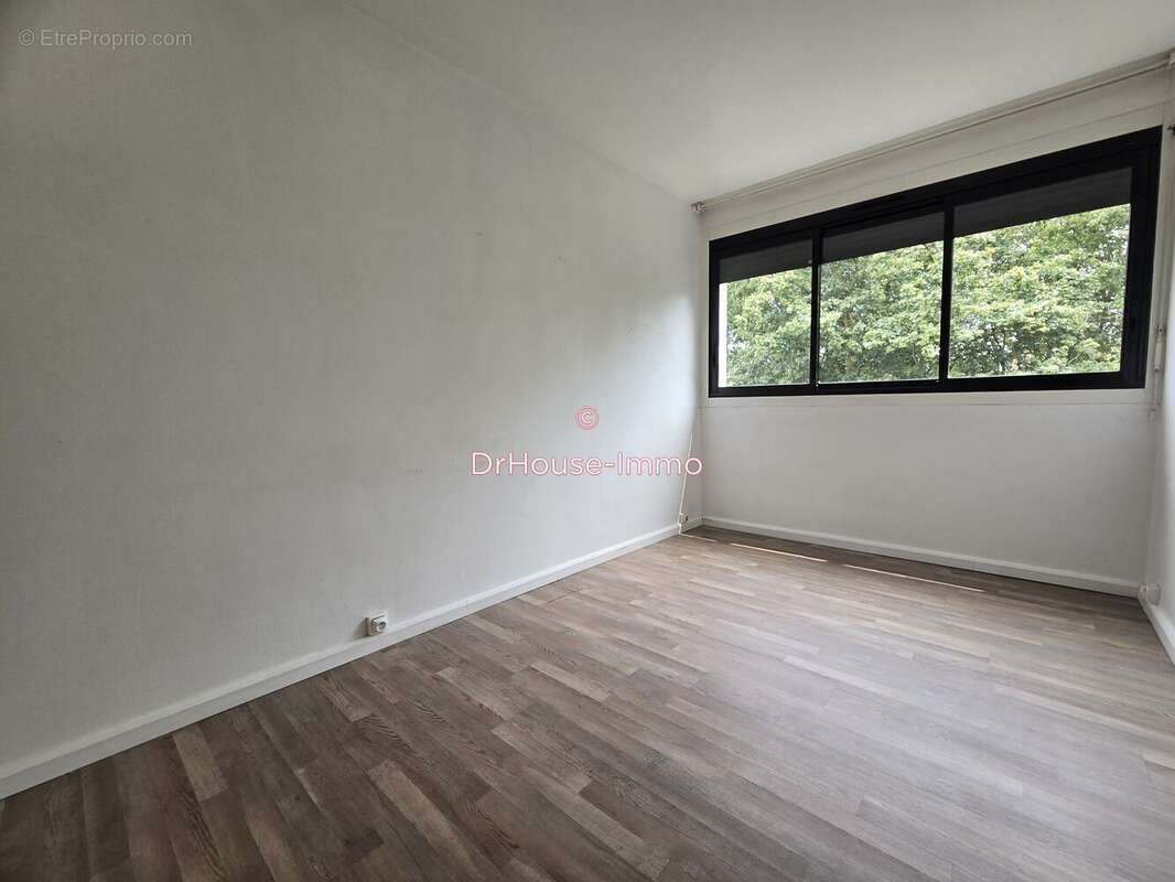 Appartement 43 m² à Franconville  - photo 19