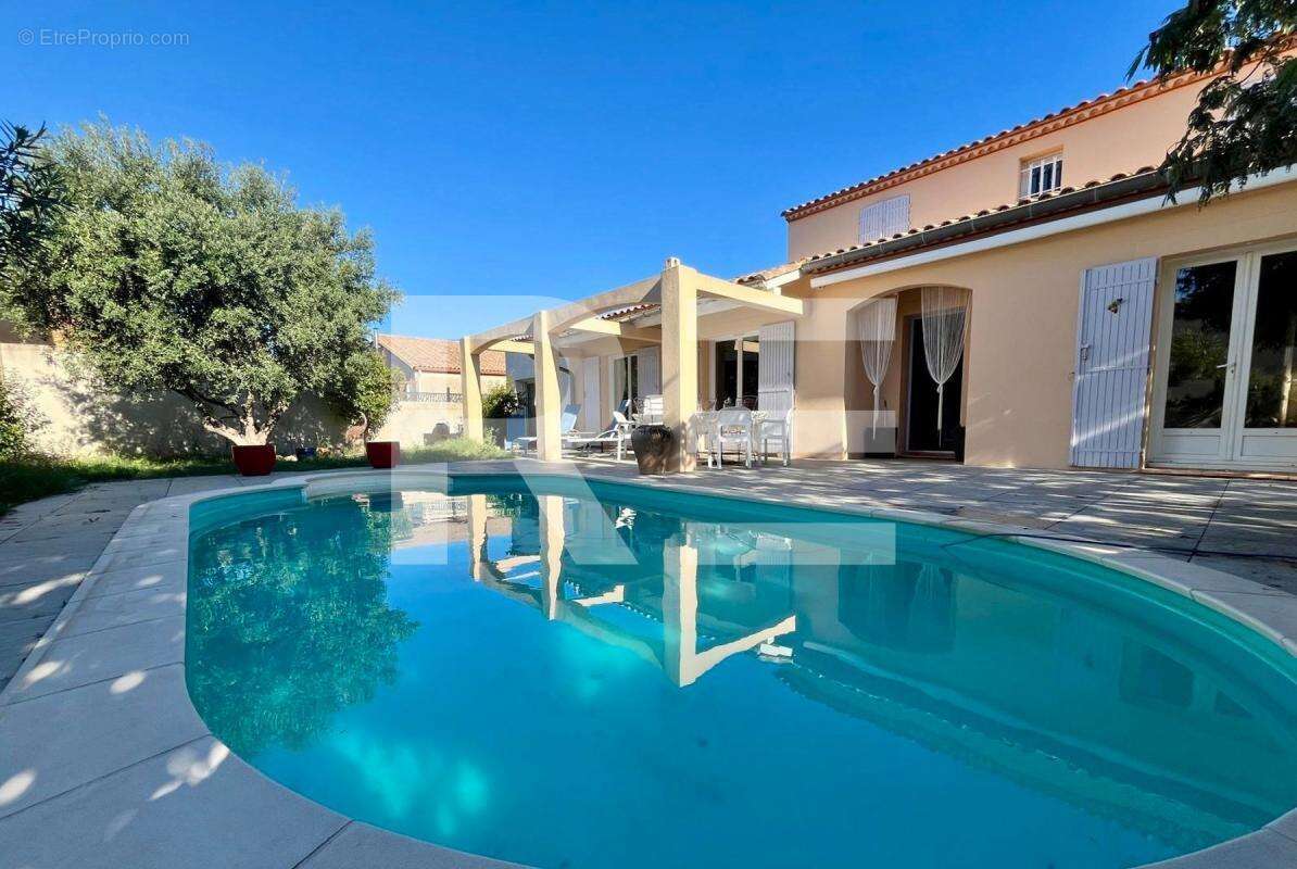 Maison à AIGUES-MORTES