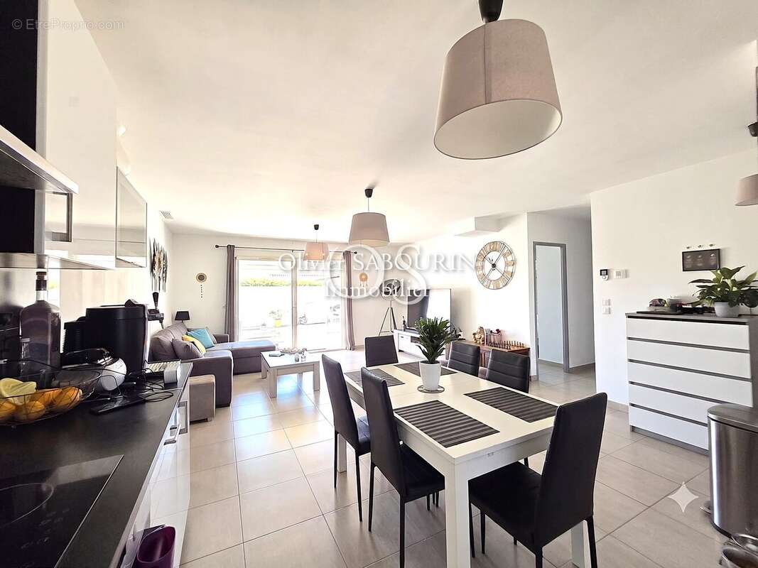Maison à ROQUEBRUNE-SUR-ARGENS