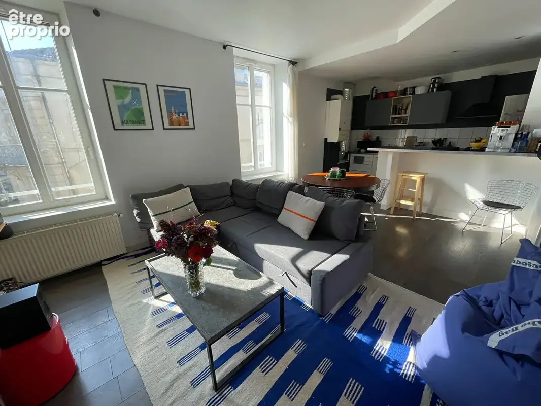 Nancy, rue de Mulhouse : Agréable appartement au second et dernier étage d'une petite résidence. - photo 2