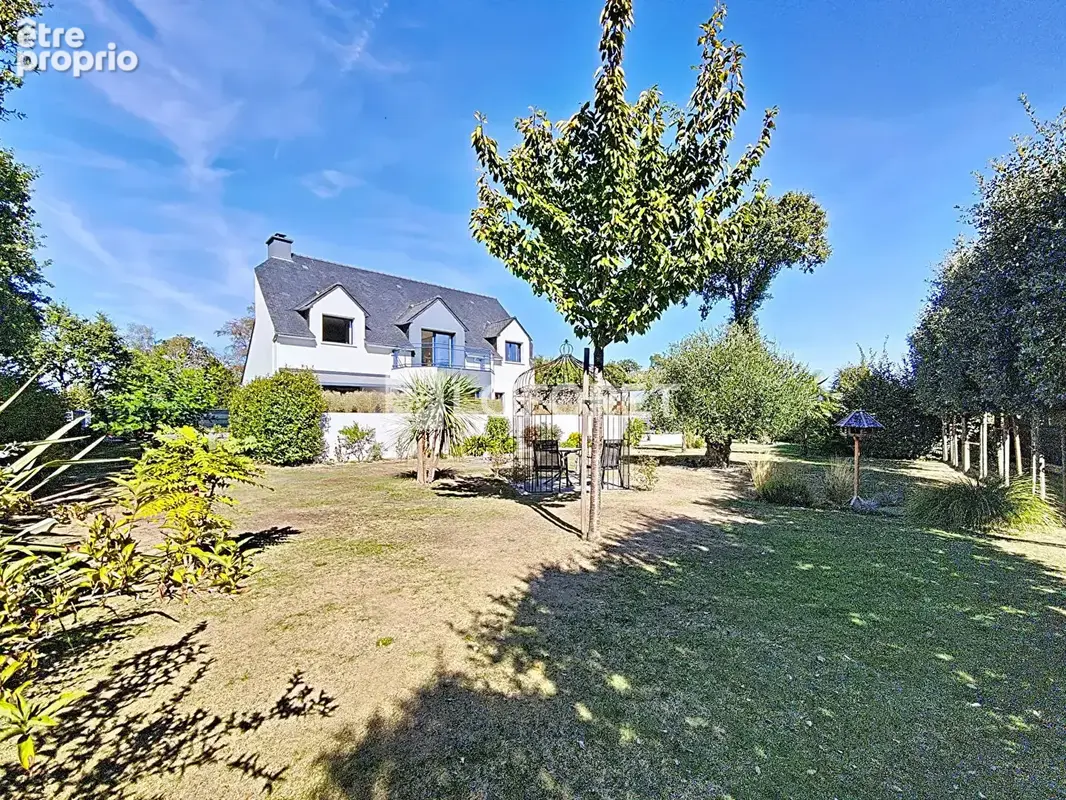 Maison avec piscine Malansac 7 pièce(s) 210 m2 - photo 3