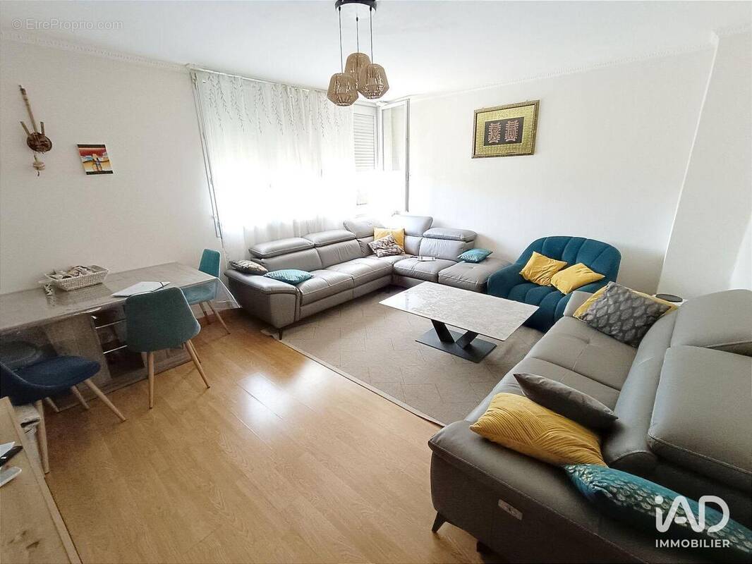 Photo 1 - Appartement à SAINT-MICHEL-SUR-ORGE