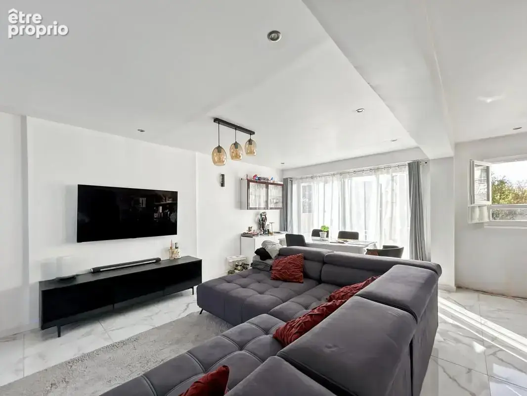 Maison familiale rénovée - Saran, rue des Mésanges - photo 2