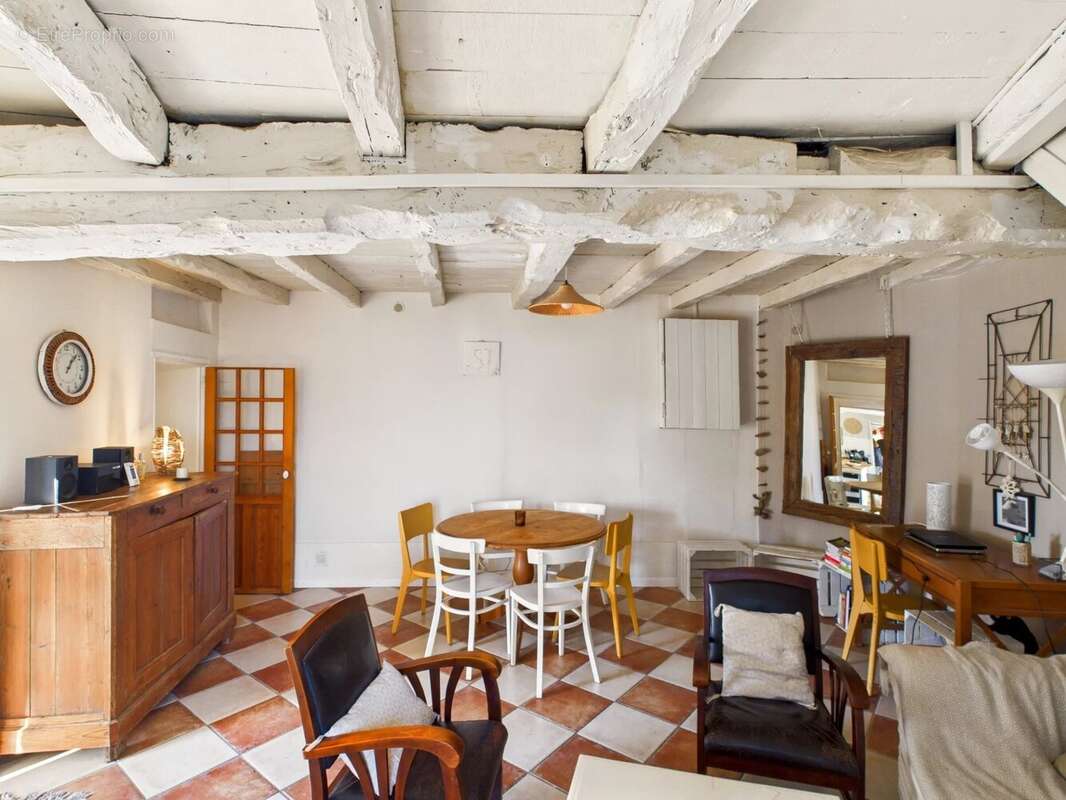 Maison à VERTEILLAC