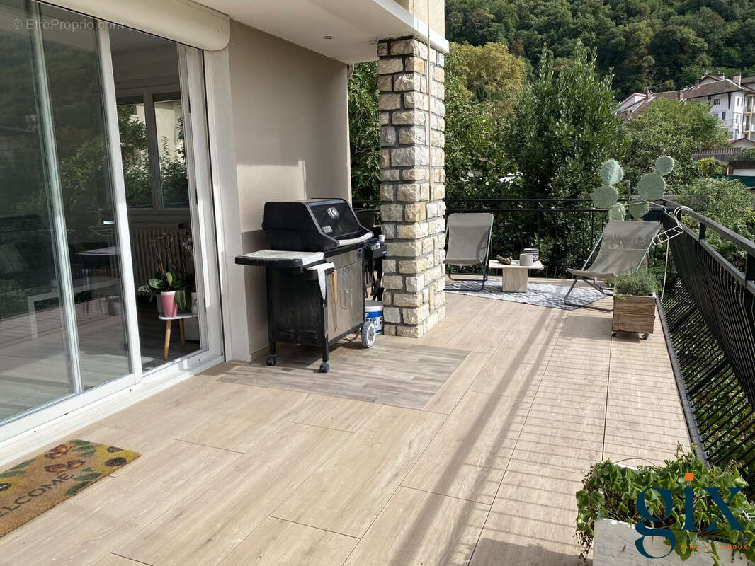 Maison à VILLARD-BONNOT