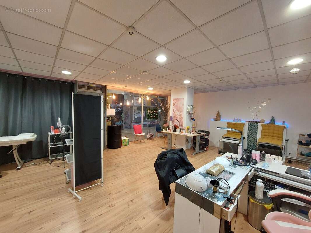 Commerce à SAINT-ETIENNE